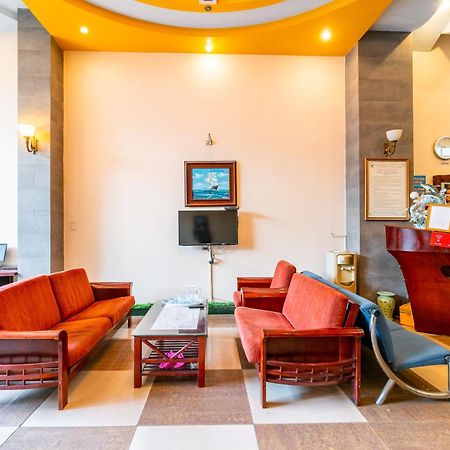 Super Oyo 266 Golden Gate Hotel Da Nang Exterior photo