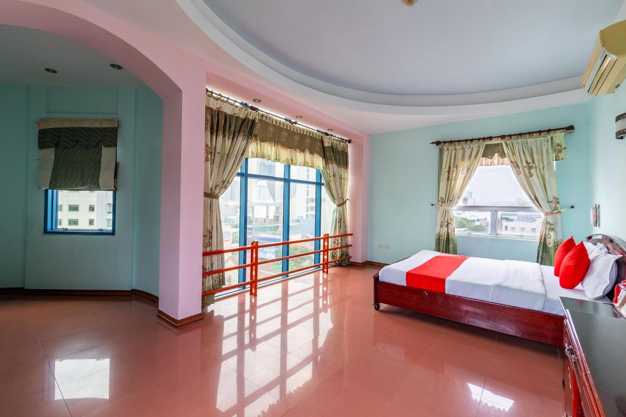 Super Oyo 266 Golden Gate Hotel Da Nang Exterior photo